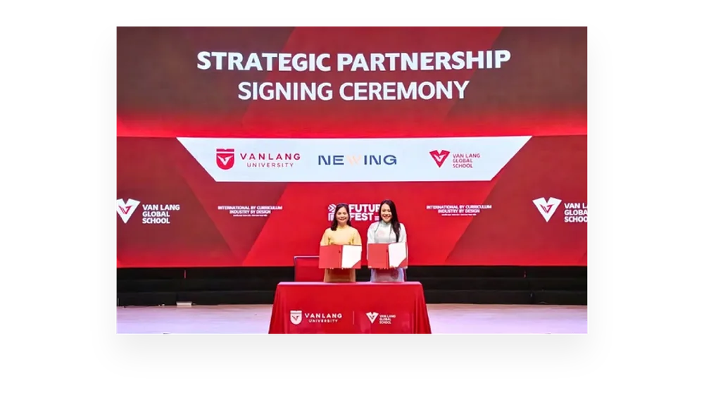 Signing ceremony between Newing and Van Lang Global School